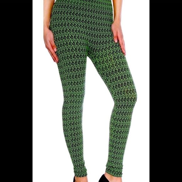 💥Shosho colored Chevron print texture cute  leggings one size fits all 🛍️ - Picture 1 of 5